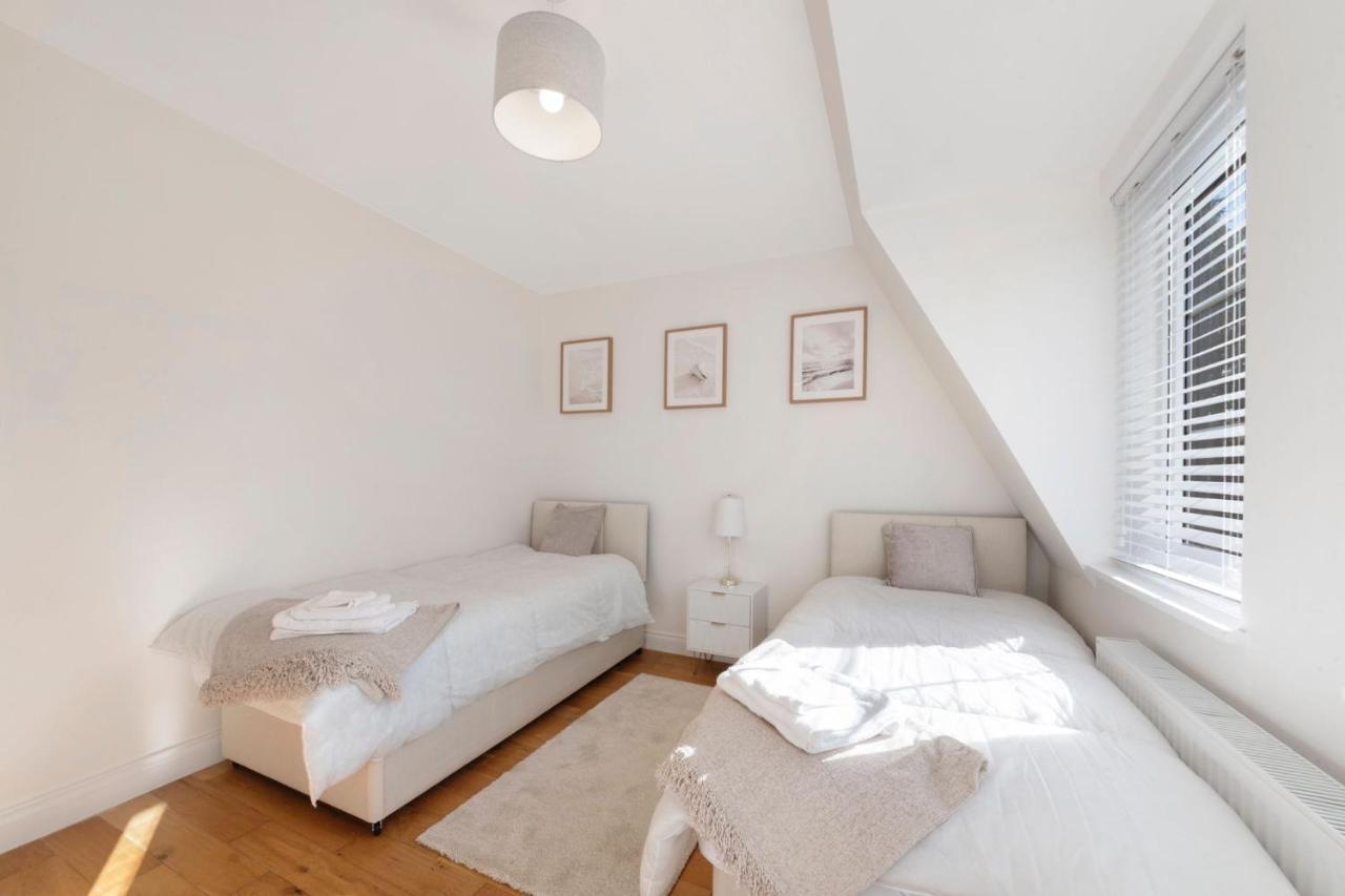 Spacious One Bed Loft Apartment Birchanger 外观 照片
